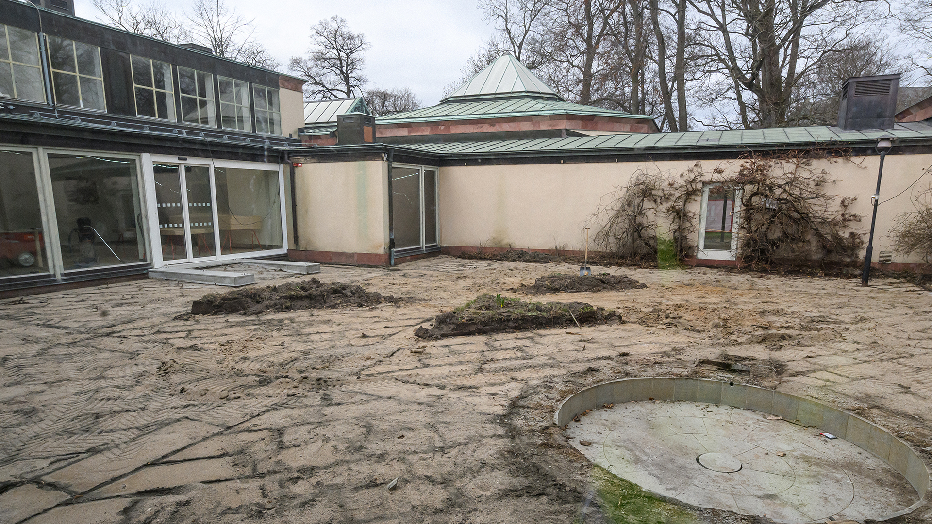 Renovering av entrén på Örebro läns museum